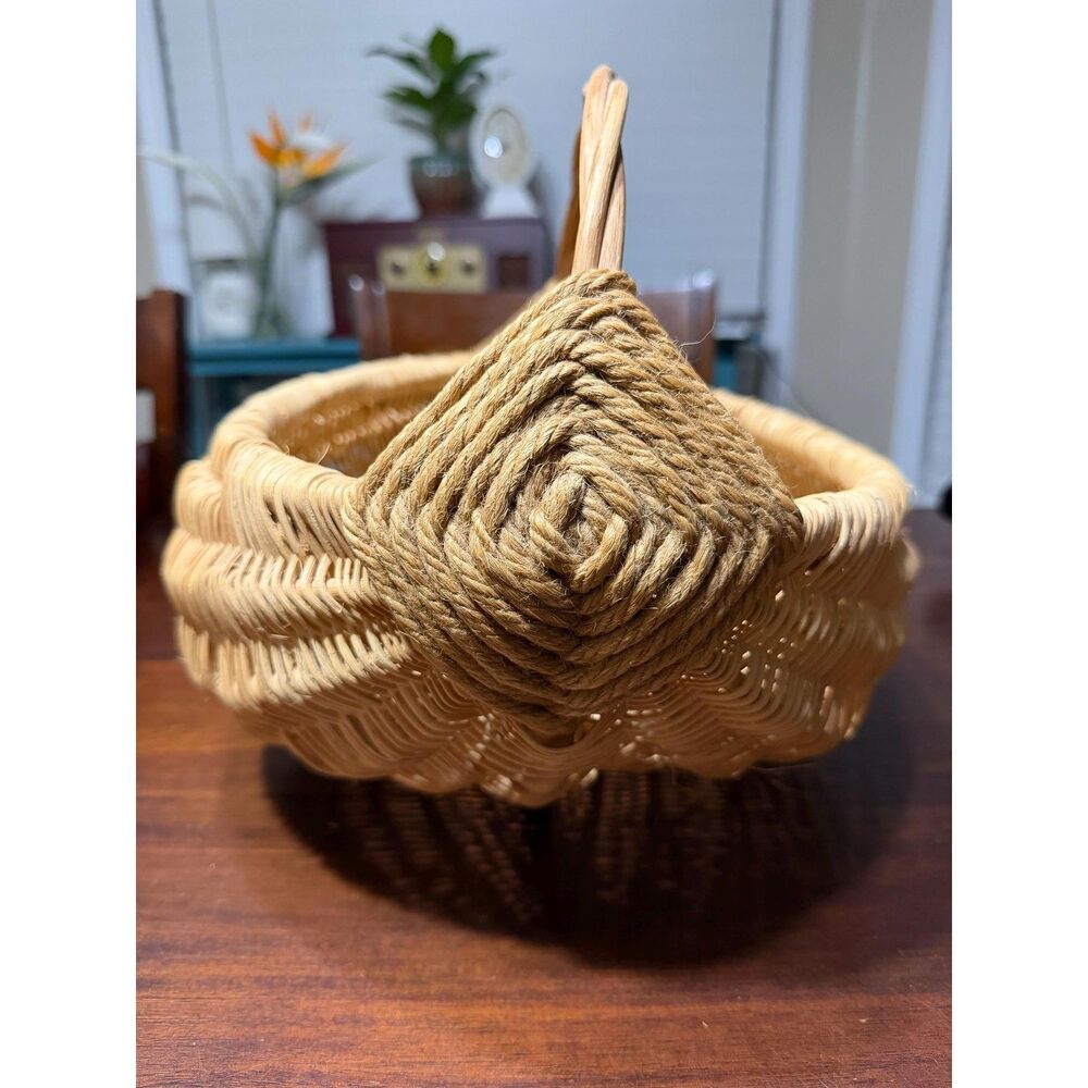 vintage hand-woven wicker buttocks basket